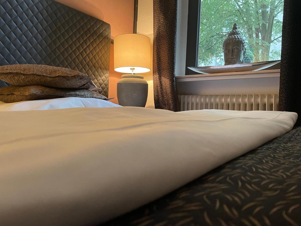 Hotel Am Volksgarten Дюселдорф Екстериор снимка