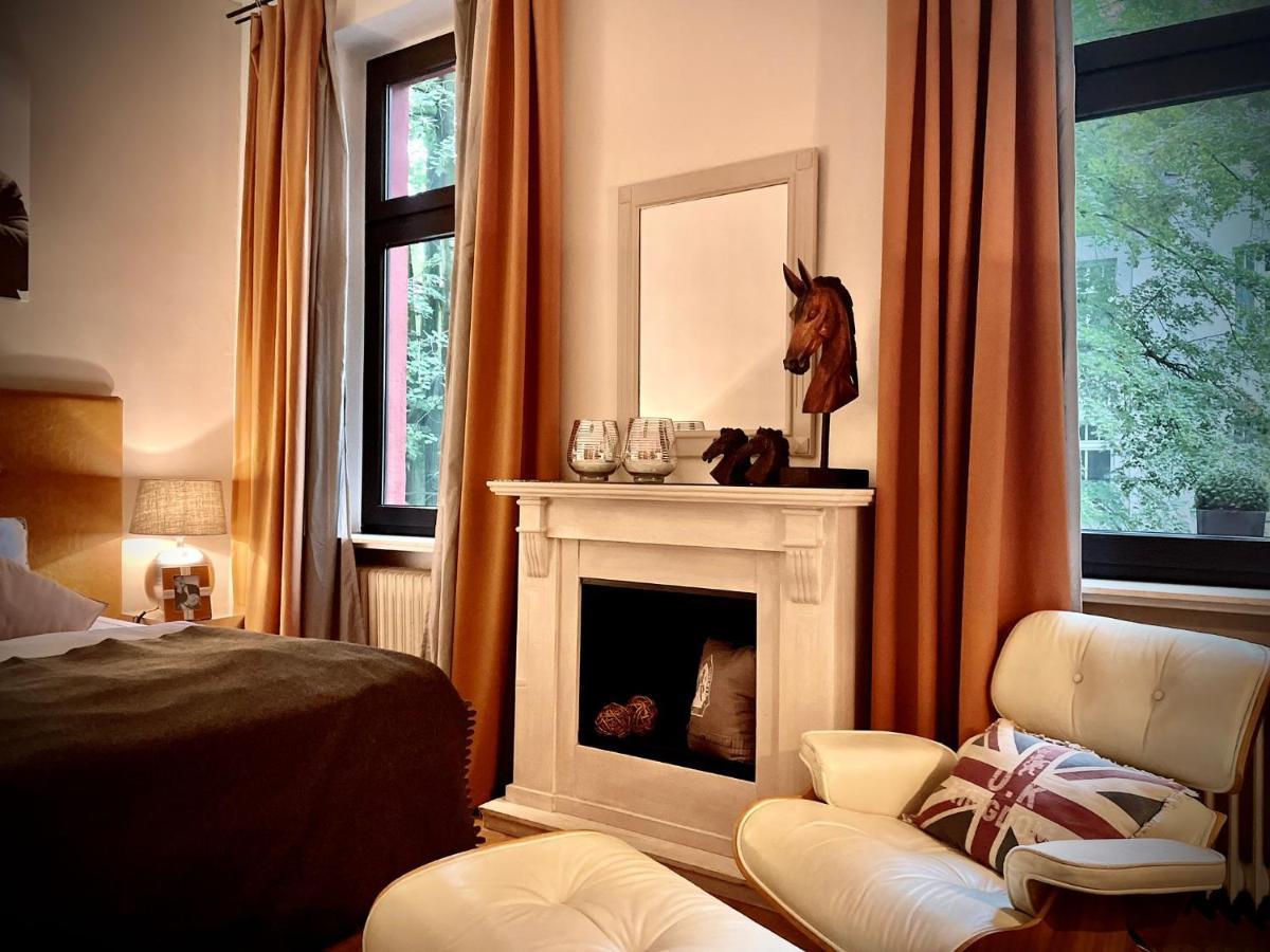 Hotel Am Volksgarten Дюселдорф Екстериор снимка