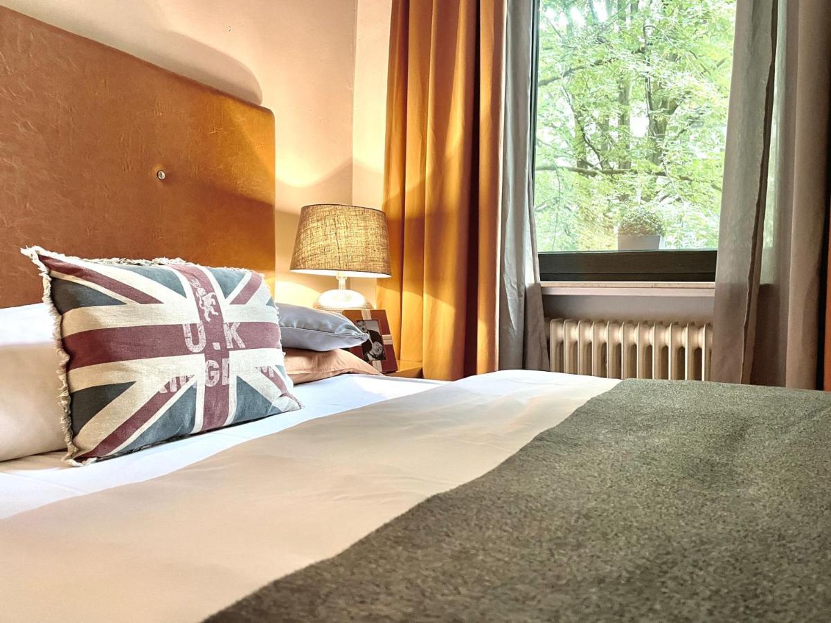 Hotel Am Volksgarten Дюселдорф Екстериор снимка