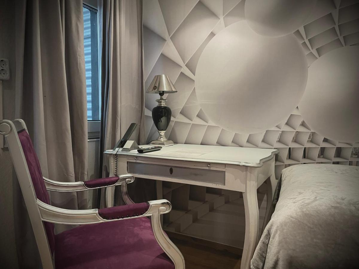 Hotel Am Volksgarten Дюселдорф Екстериор снимка